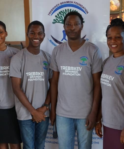 December Christmas Gifts to People in Dopemu Zone, Lagos State